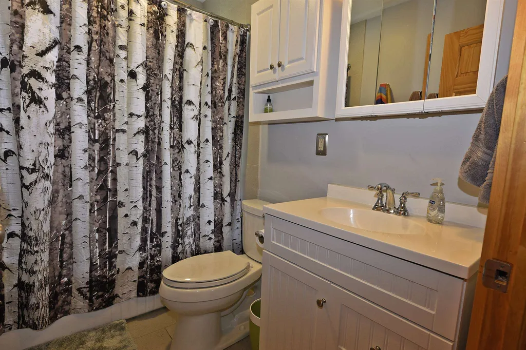 37 Stanbury Road Burlington VT 05408