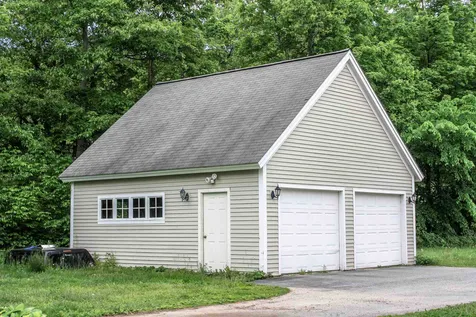 69 Jewett Road Chester VT 05143