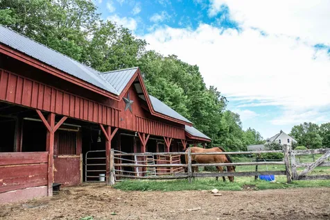 69 Jewett Road Chester VT 05143