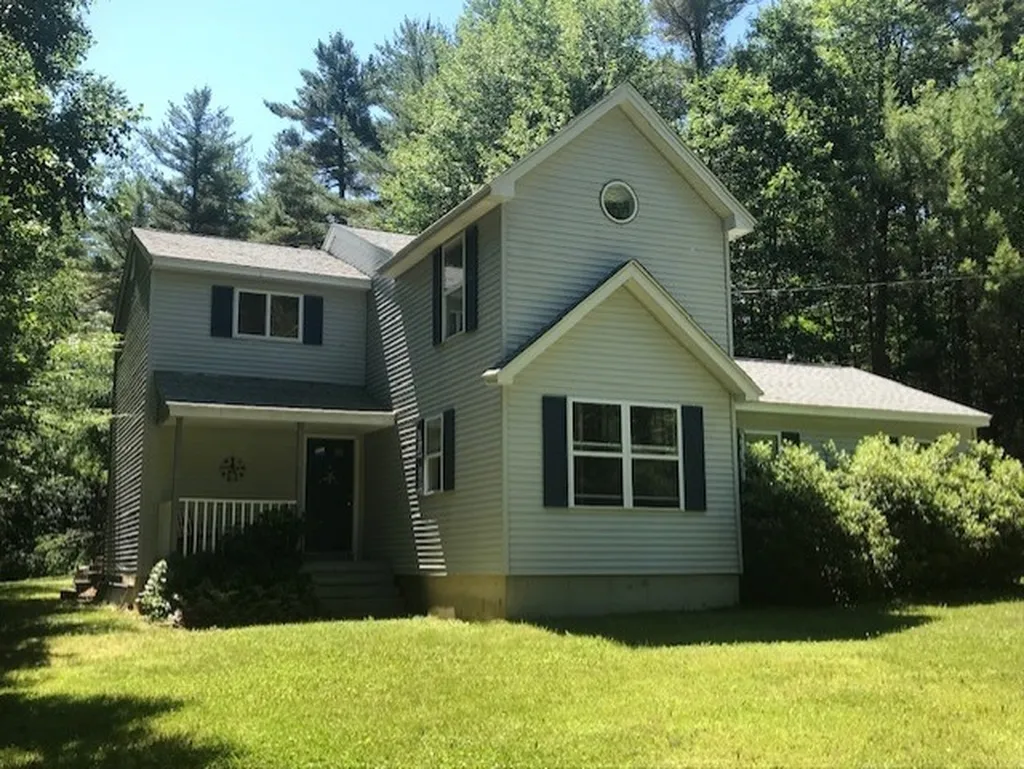 14 Friar Tuck Way Wolfeboro NH 03894
