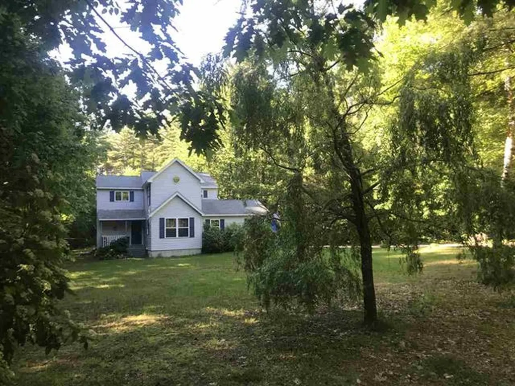 14 Friar Tuck Way Wolfeboro NH 03894