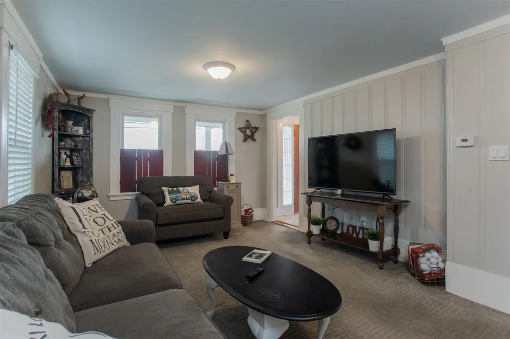 7 Depot Pond Road Milton NH 03851