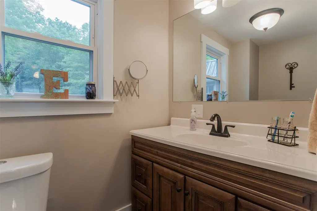 7 Depot Pond Road Milton NH 03851