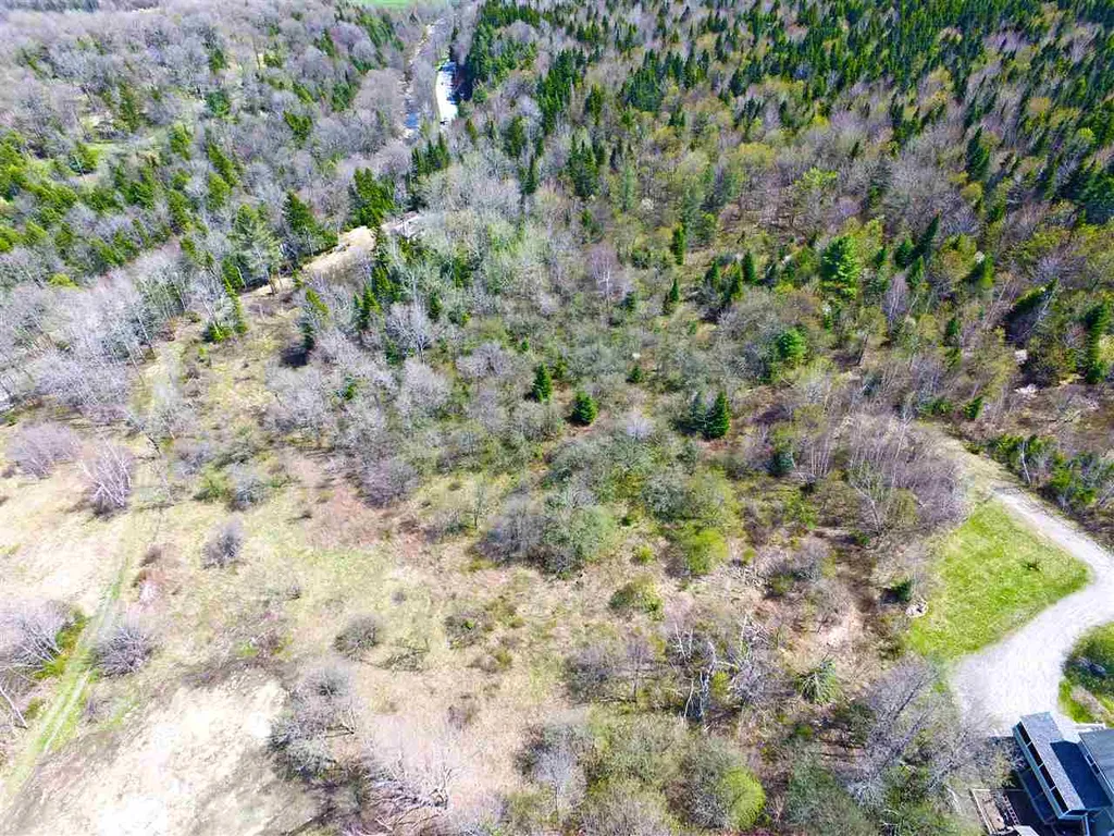 17 Burchard Road Dover VT 05356