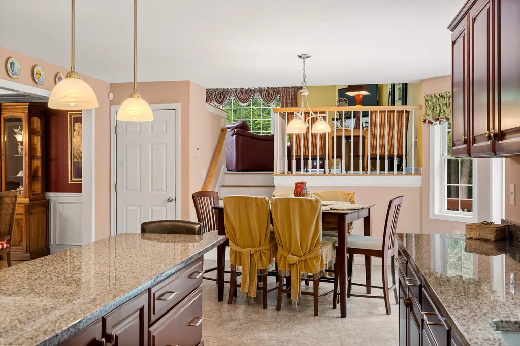 107 Mcintosh Road Danville NH 03819