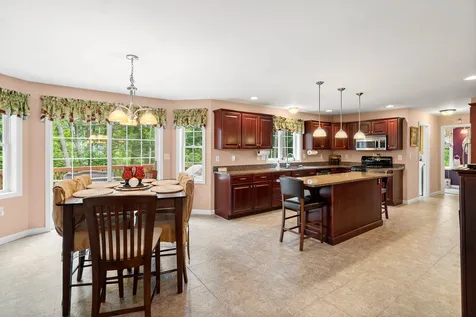 107 Mcintosh Road Danville NH 03819