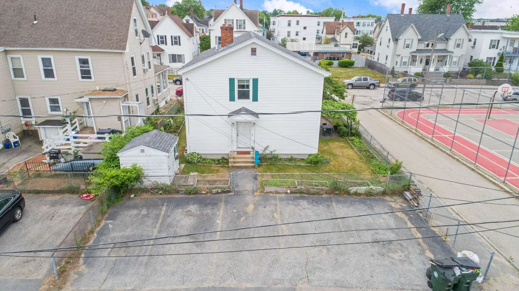 628 Auburn Street Manchester NH 03103