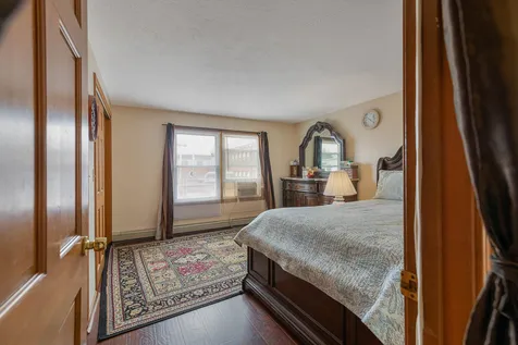 628 Auburn Street Manchester NH 03103
