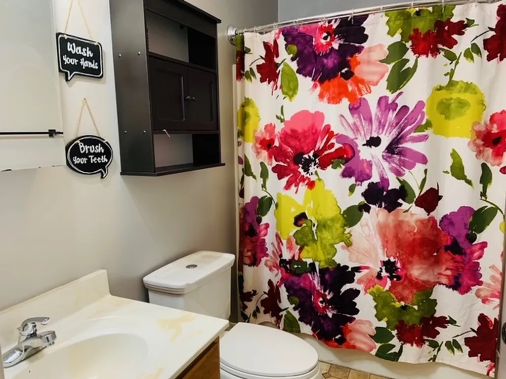 29 Saint Moritz Drive New Durham NH 03855