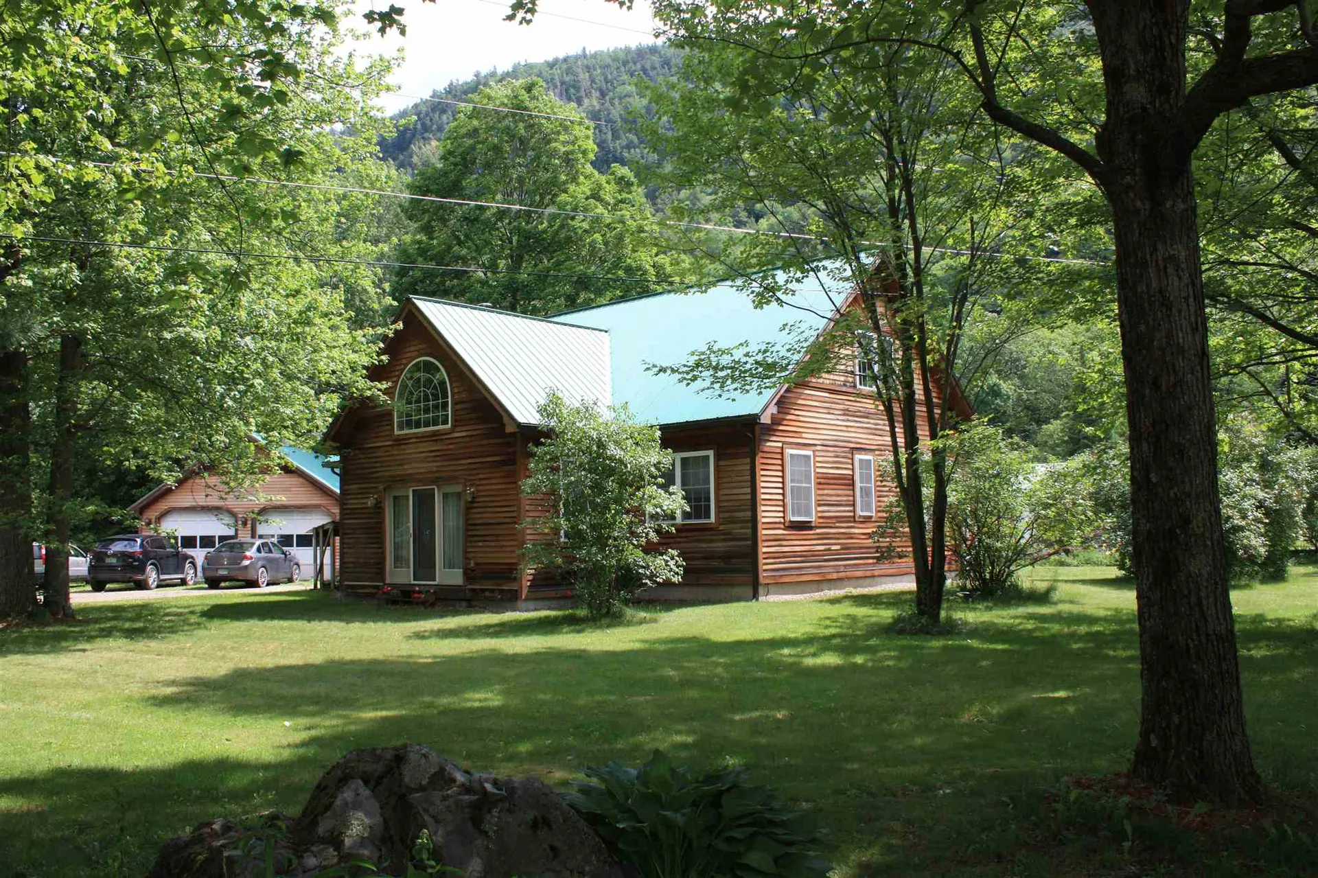 28 Vincent Drive Bristol VT 05443