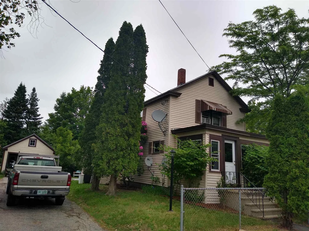 16 Haig Street Rochester NH 03867