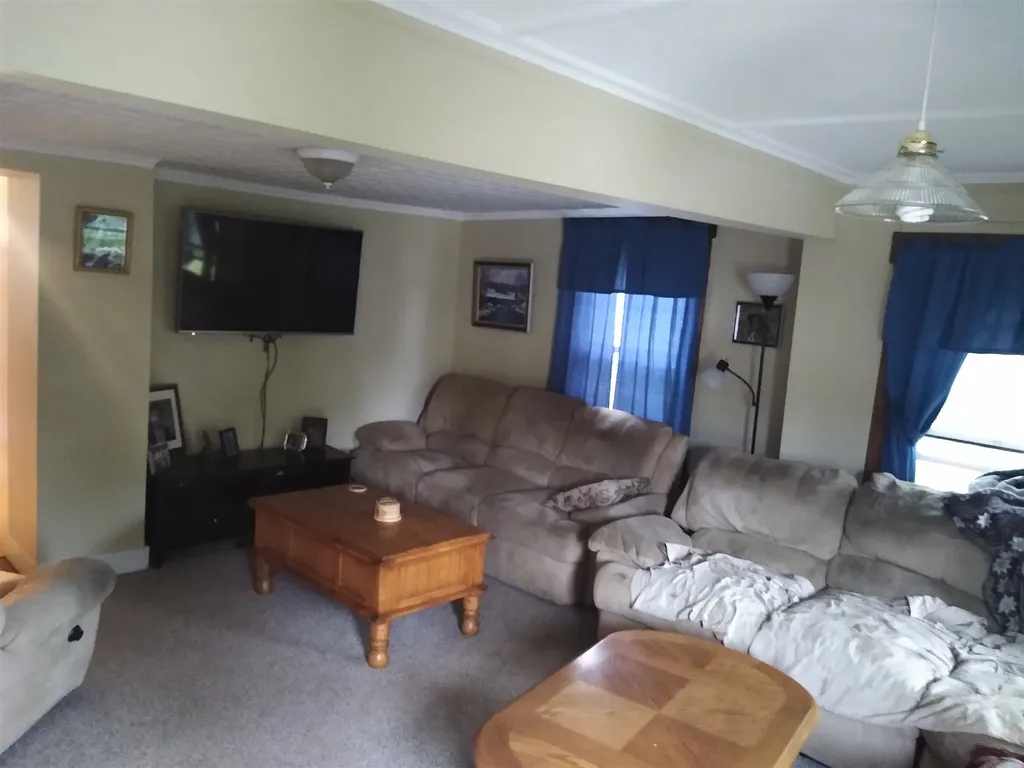16 Haig Street Rochester NH 03867