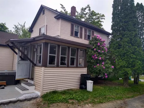 16 Haig Street Rochester NH 03867