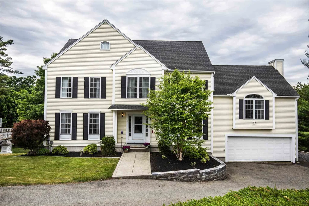 30 Hawk Drive Salem NH 03079