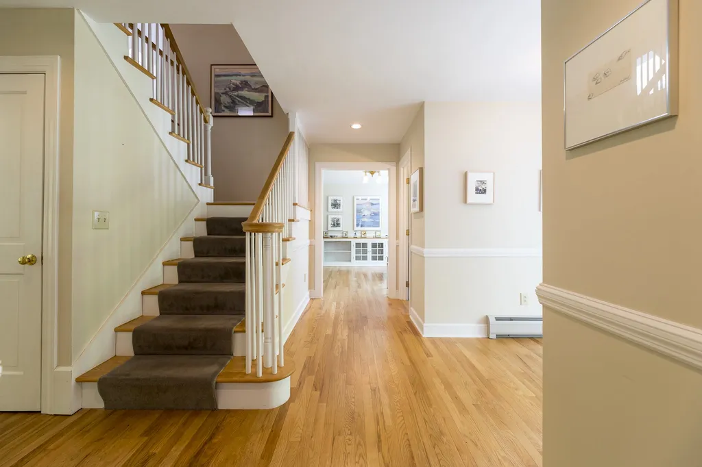 16 Mulherrin Farm Road Hanover NH 03755