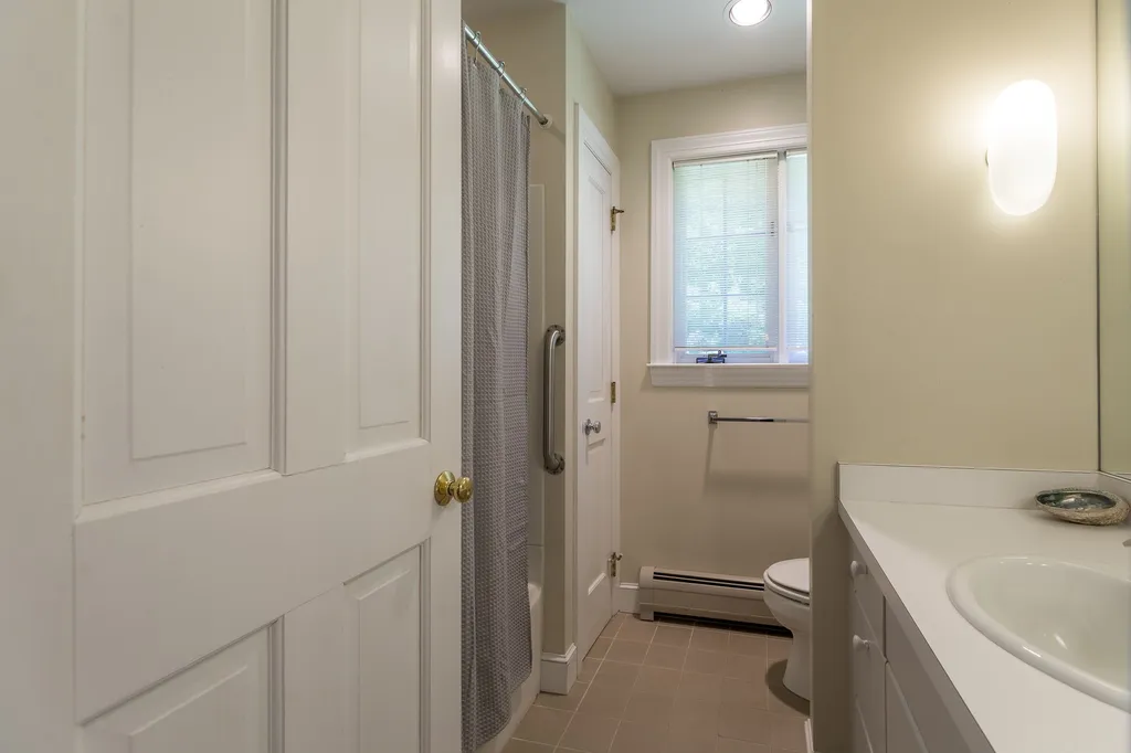 16 Mulherrin Farm Road Hanover NH 03755