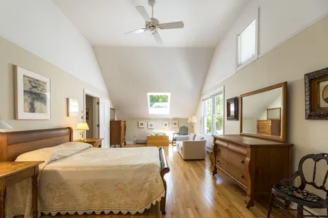 16 Mulherrin Farm Road Hanover NH 03755