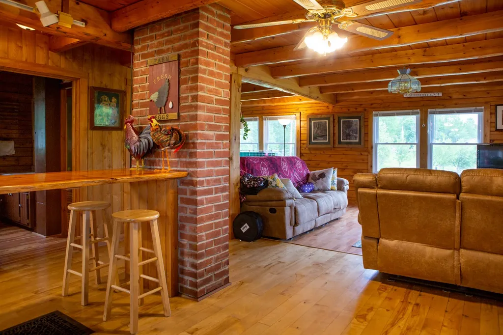 18 Cloverdale Road Underhill VT 05489