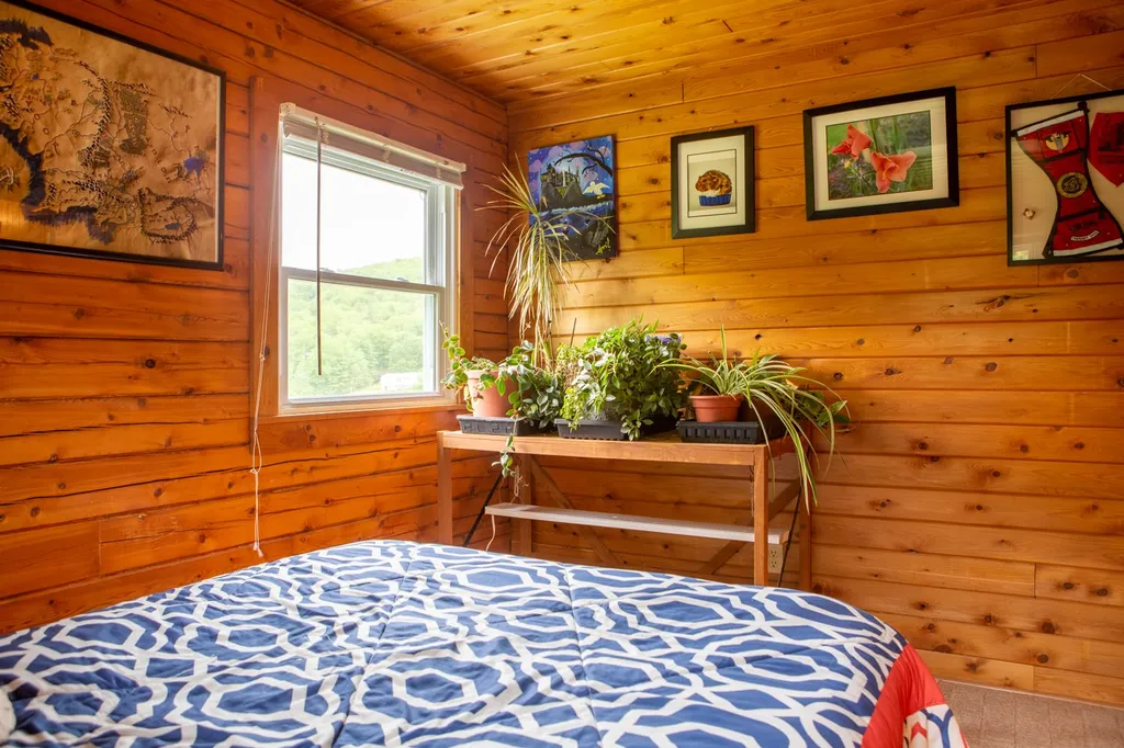 18 Cloverdale Road Underhill VT 05489