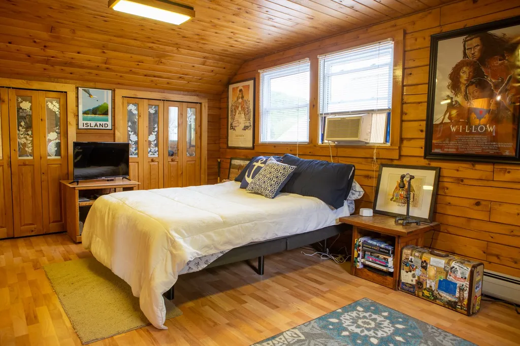 18 Cloverdale Road Underhill VT 05489