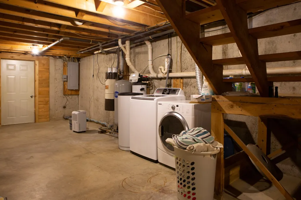 18 Cloverdale Road Underhill VT 05489