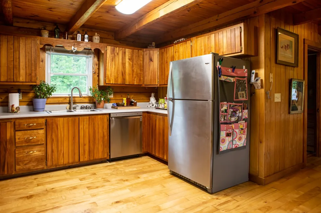 18 Cloverdale Road Underhill VT 05489