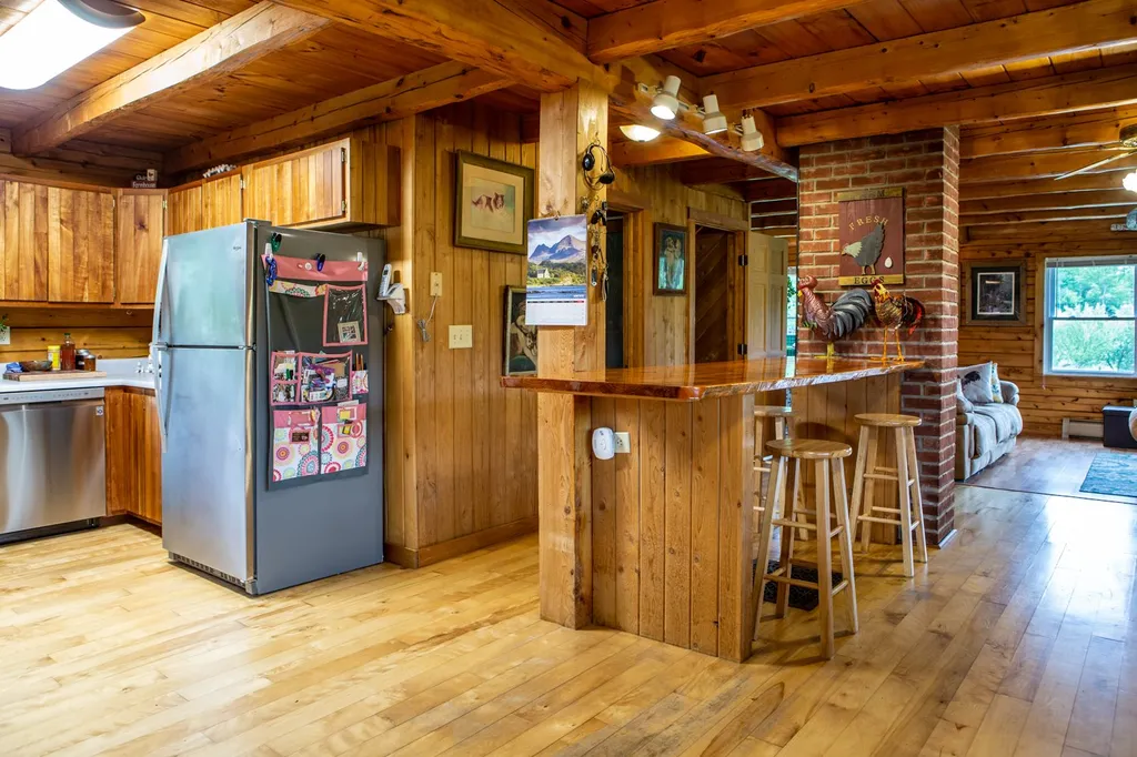 18 Cloverdale Road Underhill VT 05489