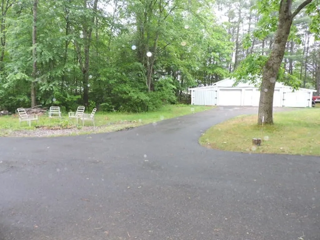7052 Shaker Road Loudon NH 03307