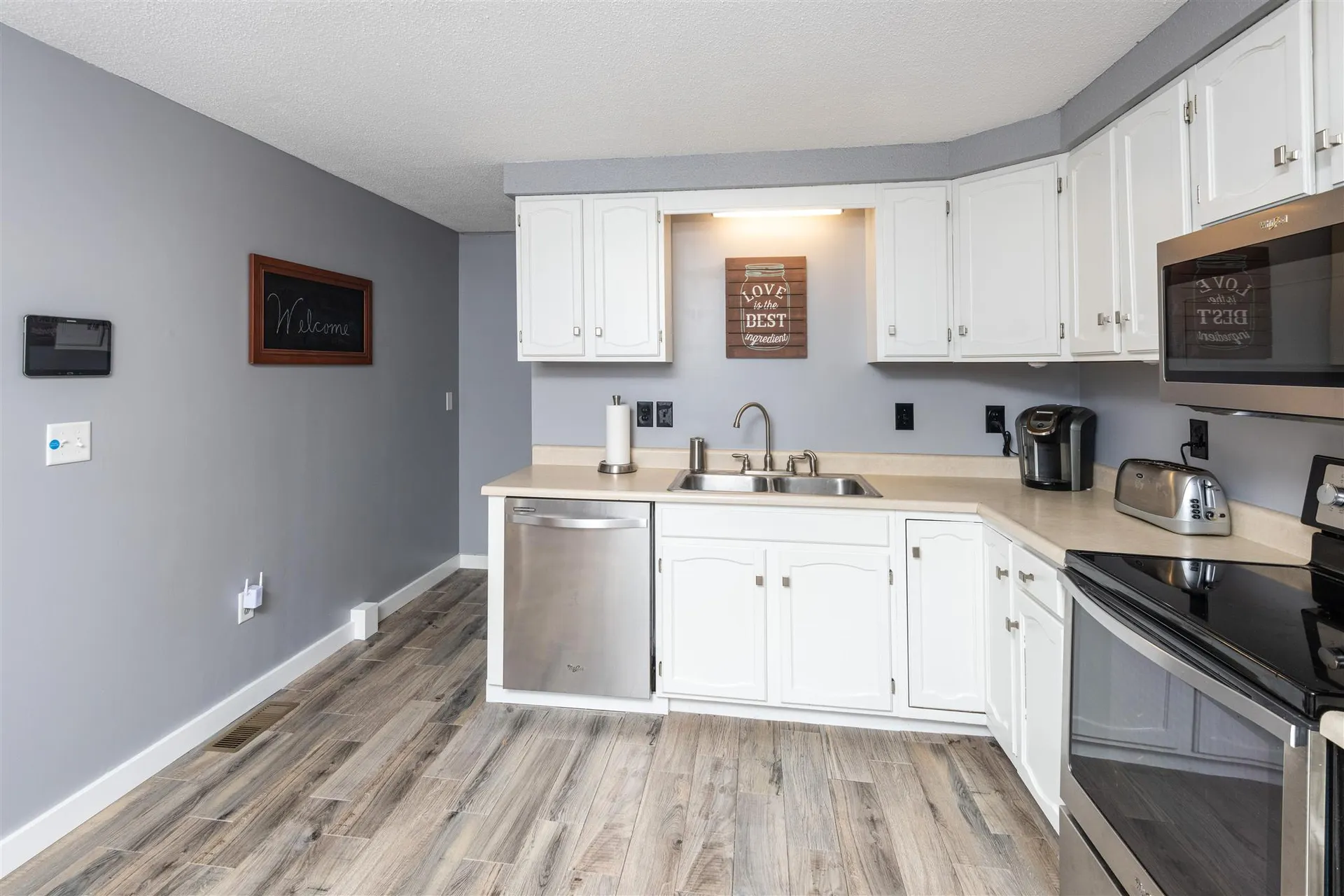 7052 Shaker Road Loudon NH 03307