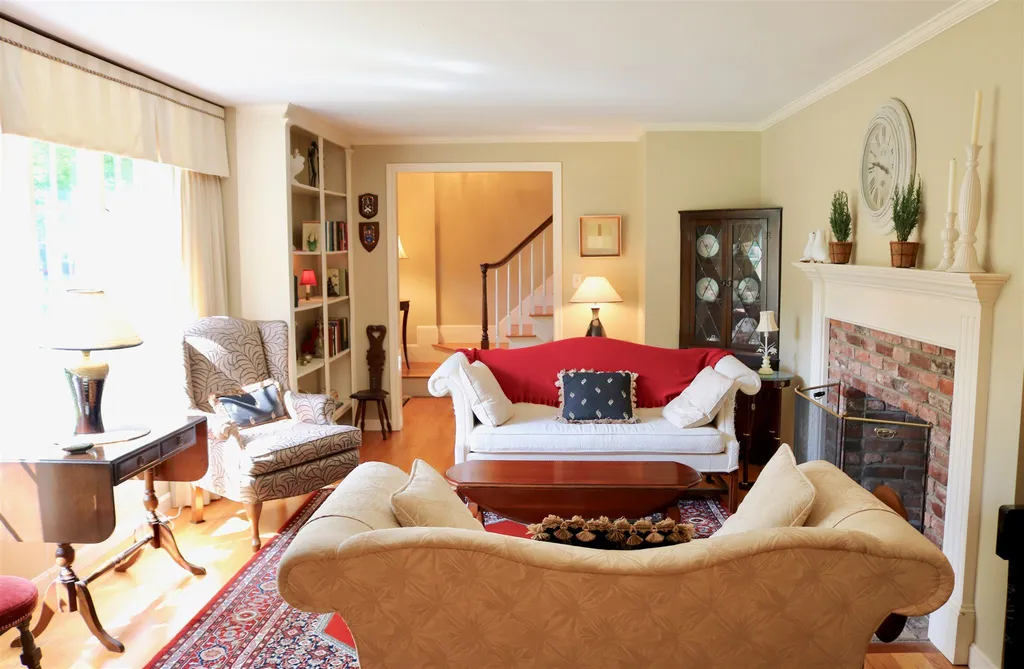 66 Edgewood Drive Hampton NH 03842