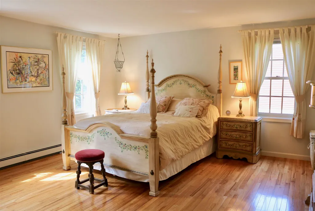 66 Edgewood Drive Hampton NH 03842