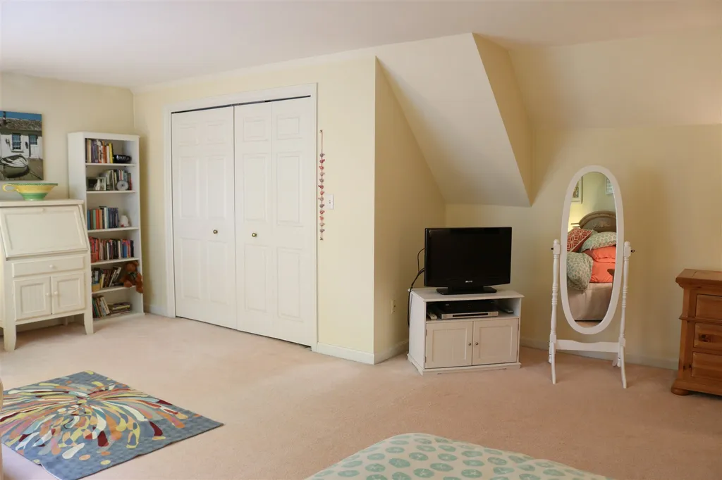 66 Edgewood Drive Hampton NH 03842