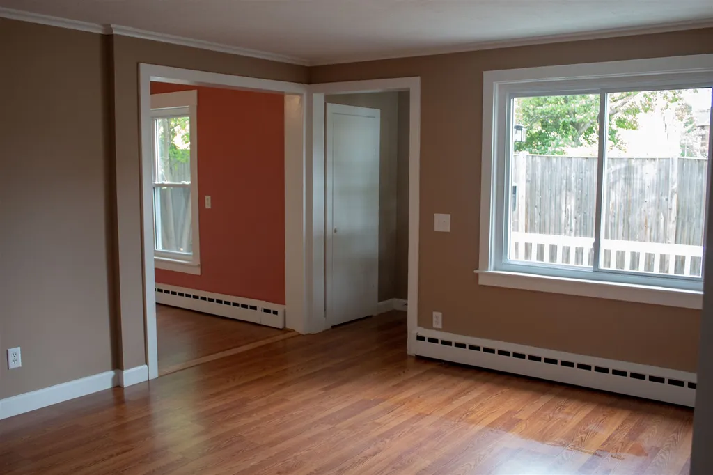 25 Strafford Street Laconia NH 03246