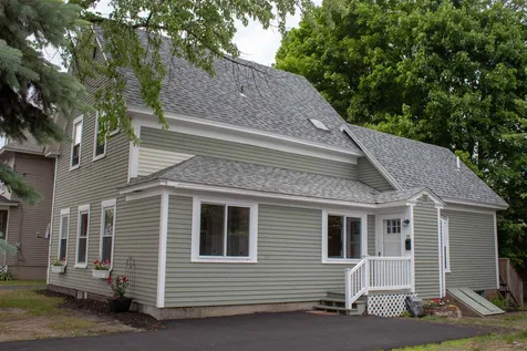 25 Strafford Street Laconia NH 03246