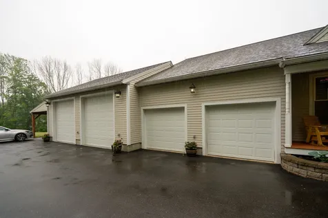 19 Twist Hill Road Dunbarton NH 03046
