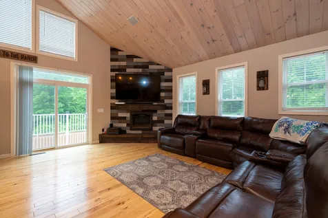 19 Twist Hill Road Dunbarton NH 03046