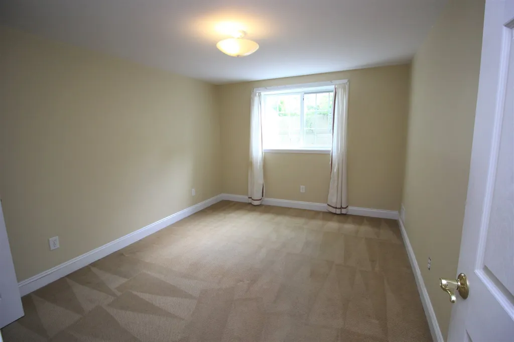 128 South Pointe Drive South Burlington VT 05403