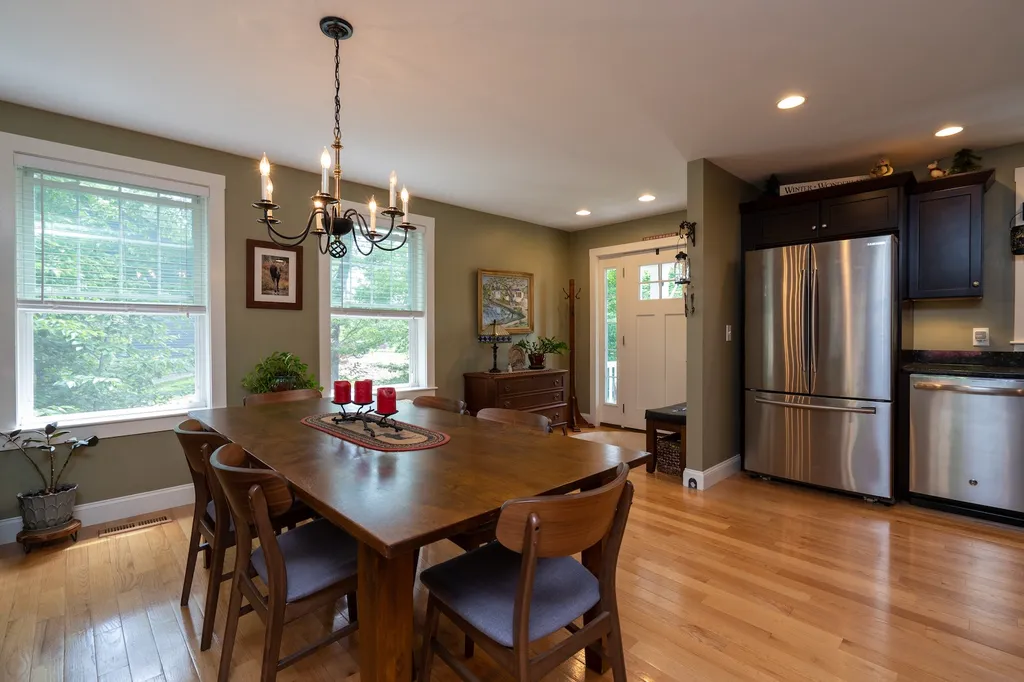 68 Village Place Drive Barrington NH 03825