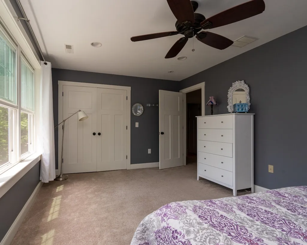 68 Village Place Drive Barrington NH 03825
