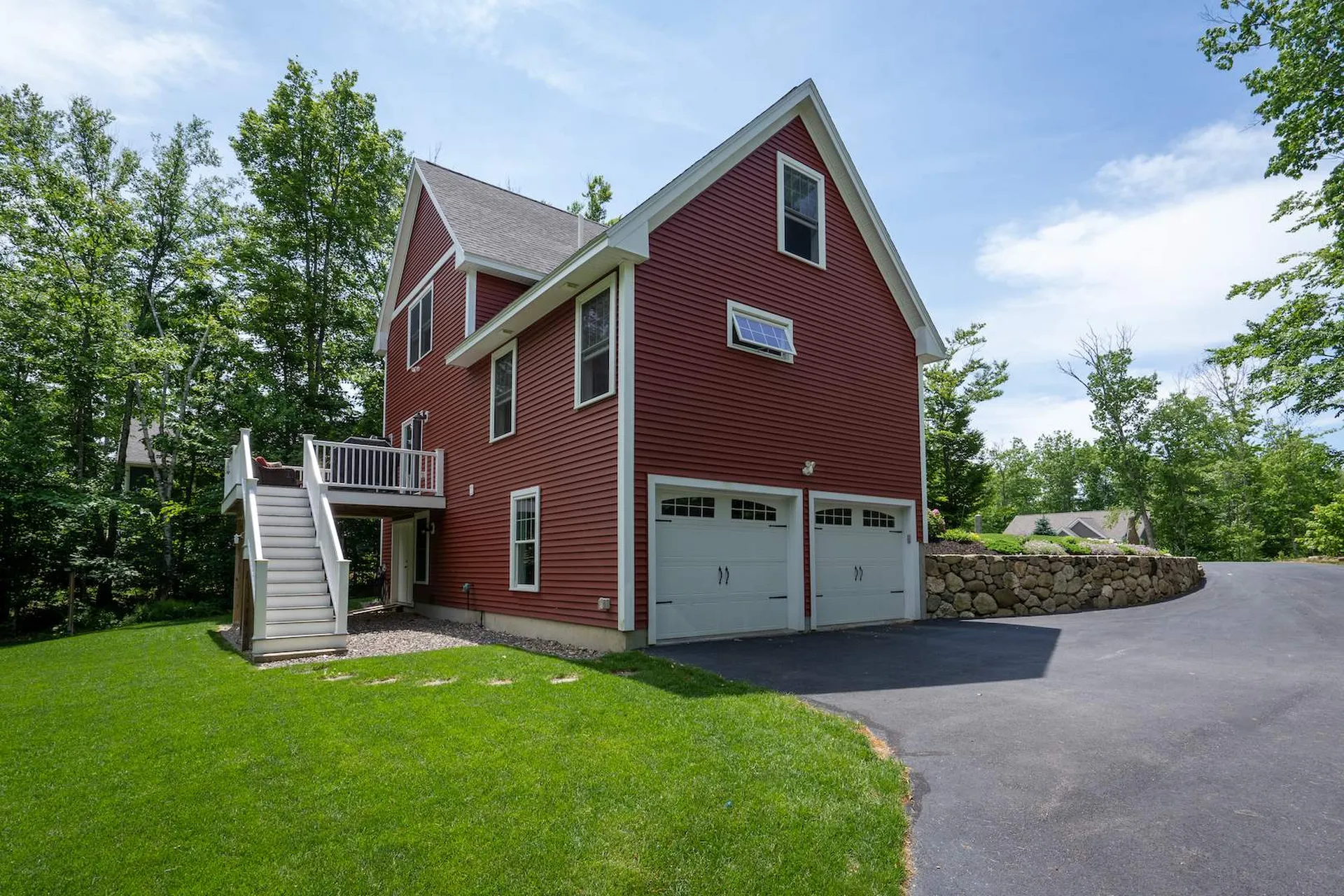 68 Village Place Drive Barrington NH 03825