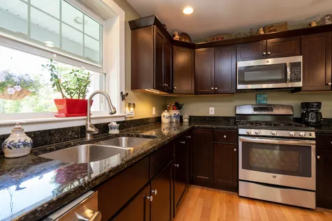 68 Village Place Drive Barrington NH 03825