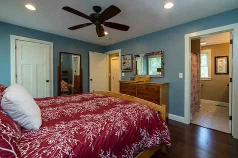 68 Village Place Drive Barrington NH 03825