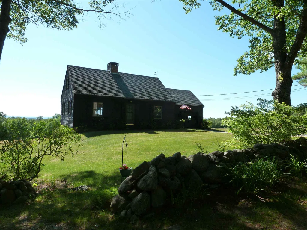 560 Pine Hill Road Wolfeboro NH 03894