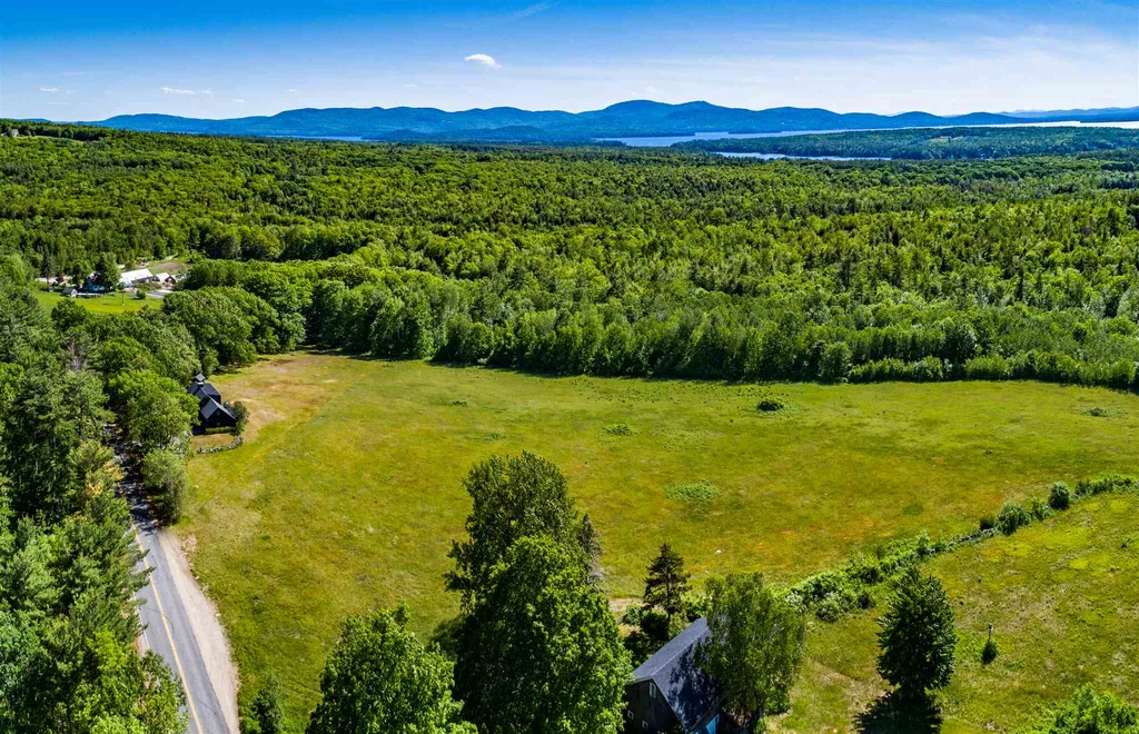 560 Pine Hill Road Wolfeboro NH 03894