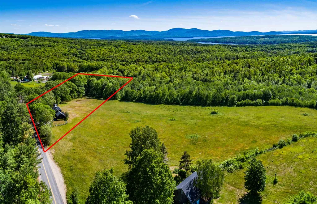 560 Pine Hill Road Wolfeboro NH 03894