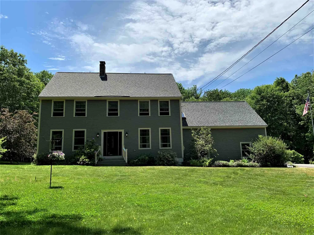 40 Locke Hill Lane Barrington NH 03825