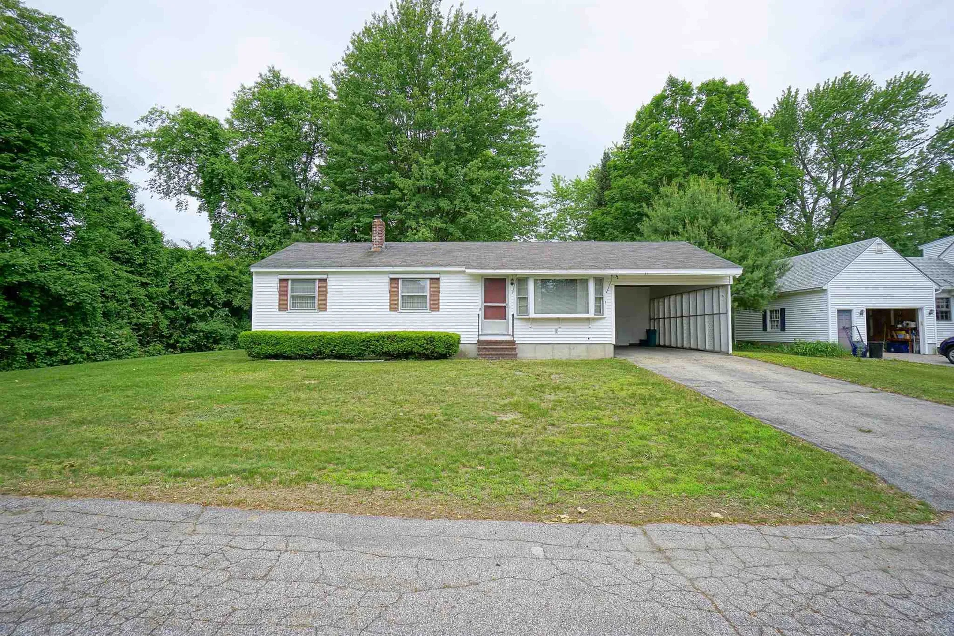 8 Trinity Street Concord NH 03301