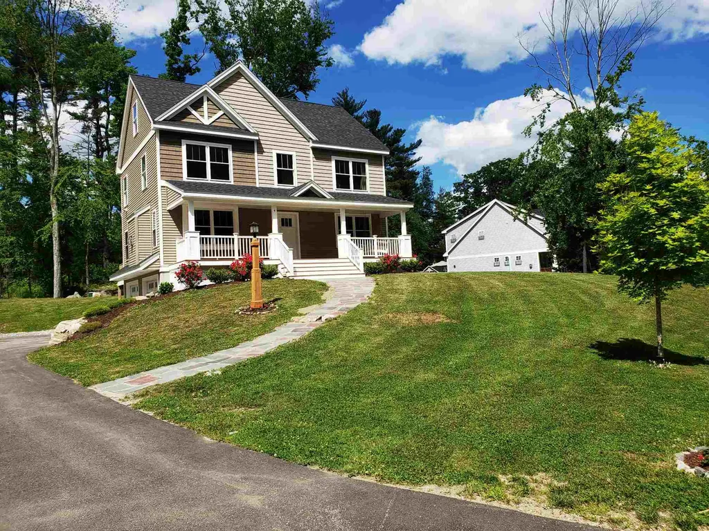 4 Rolling Ridge Lane Pelham NH 03076