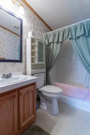 21 Seabreeze Drive North Hampton NH 03862
