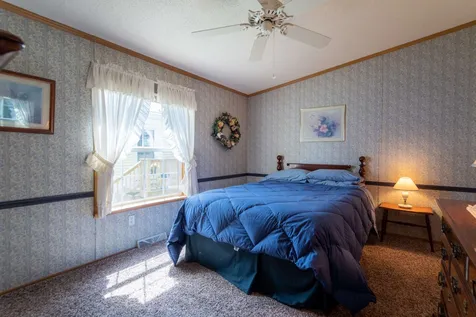 21 Seabreeze Drive North Hampton NH 03862